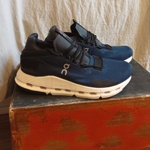 On Cloudnova Trainers